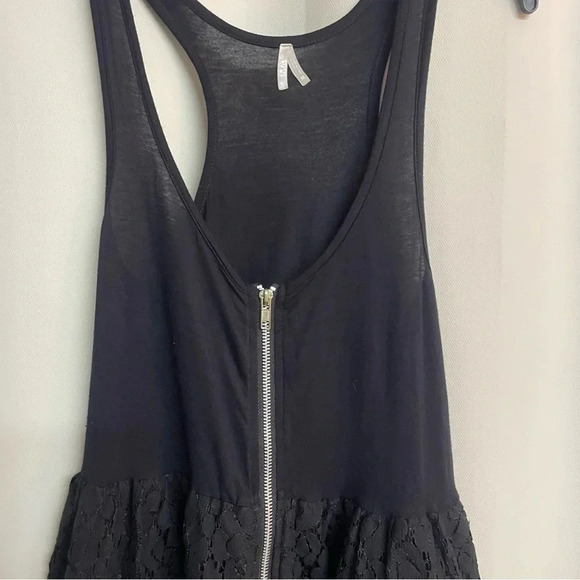 Max Rave black sleeveless dress front zip lace attached skirt size med - Picture 2 of 8